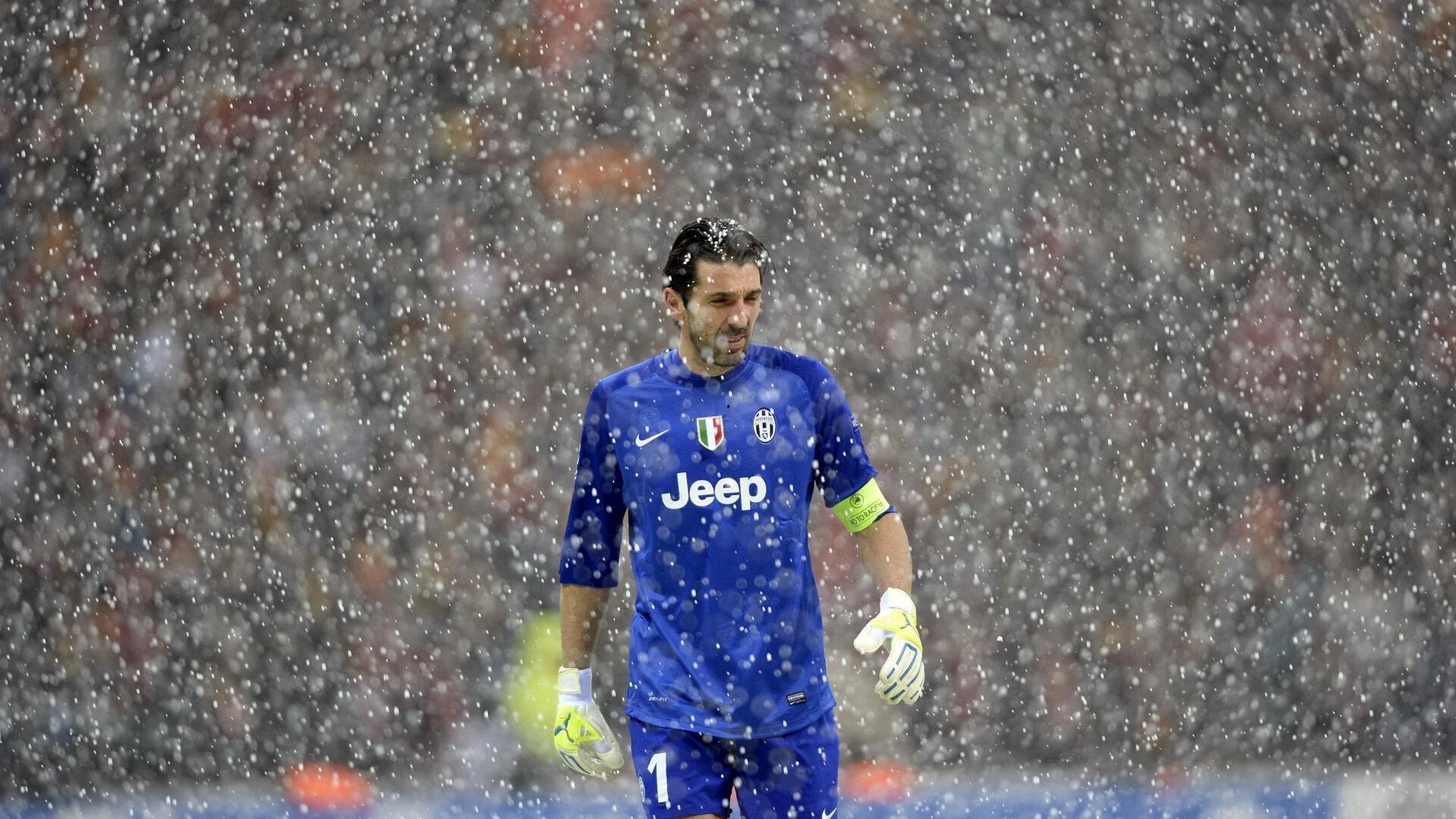 昔日外线神射竟交白卷 主场球迷温暖呼喊难唤觉醒 中国库里深陷职业寒冬